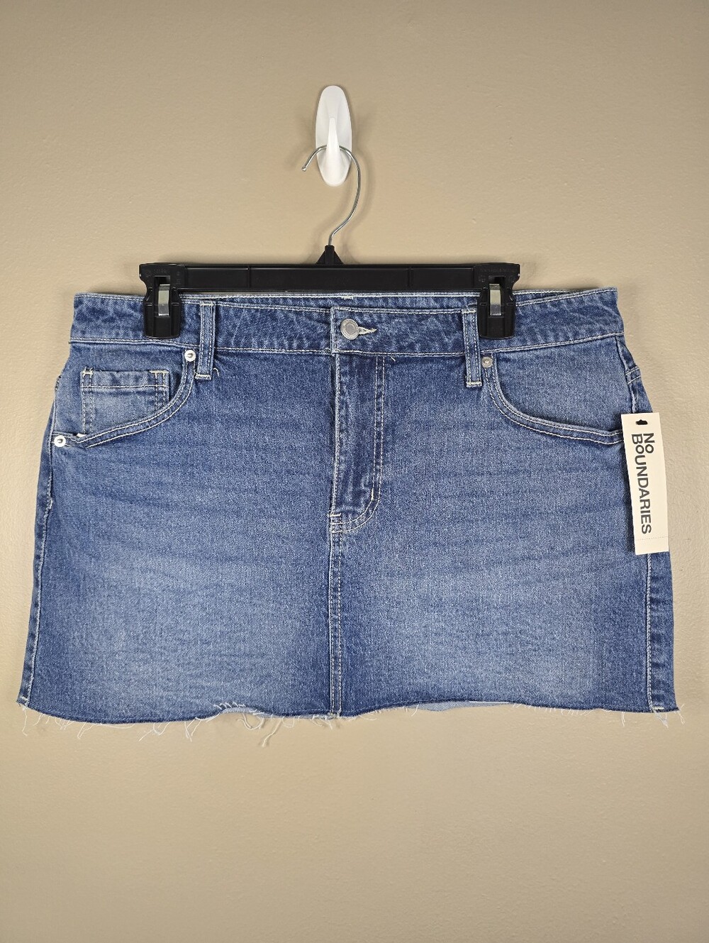 No Boundaries Women's Mini Skirt Medium Blue Wash Denim 5 Pocket Size Medium New